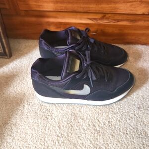 Nike Outburst Jelly Puff